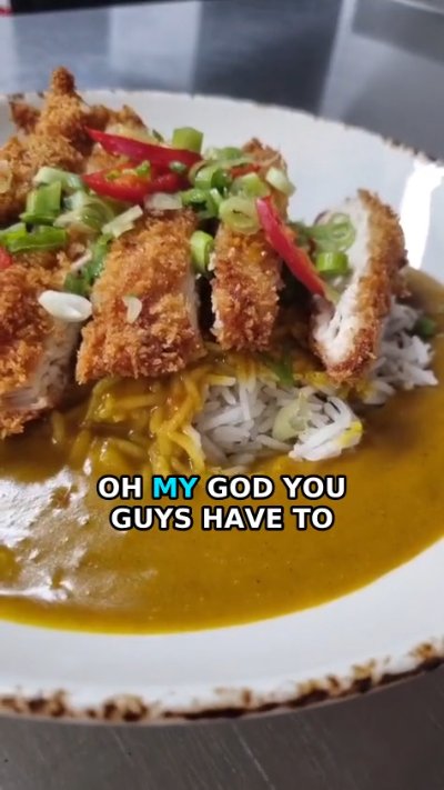 Delicious Katsu curry with crispy chicken, steamed basmati rice and a silky curry. Perfect combo.